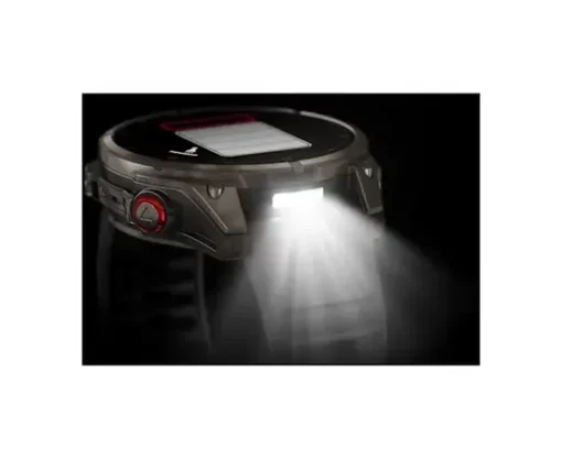 Žibintuvėlis su LED šviesa, išsiskiriantis tamsiu fonu ir ryškia šviesa.
