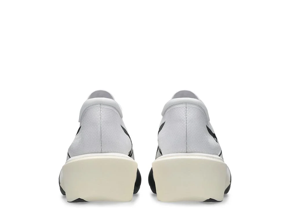 Asics Metaspeed Edge Tokyo Unisex - Image 4