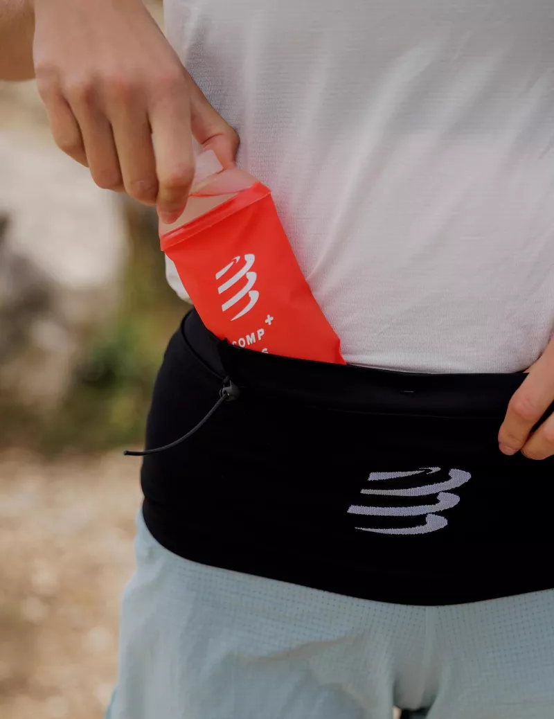 Compressport Free Belt Pro 2.0 - Black/White - Image 3